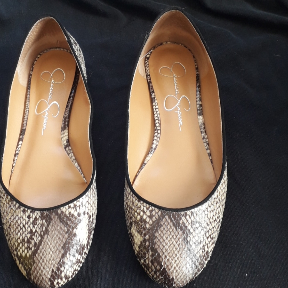 Jessica Simpson Garcelle Skimmer Flat